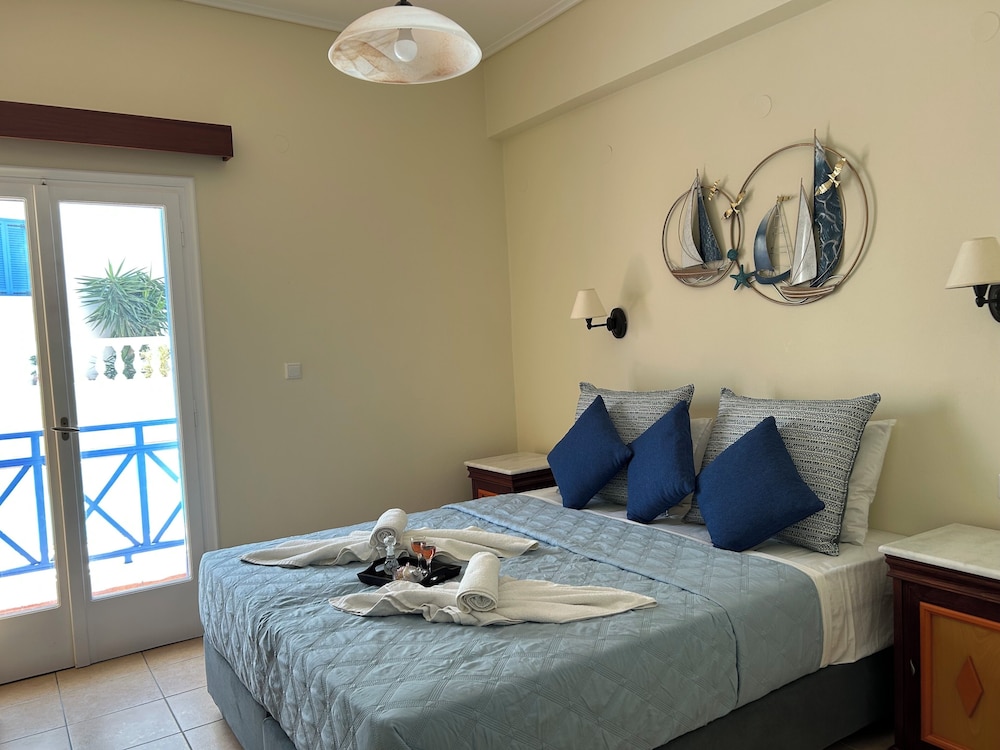 Karidis Hotel 14/48