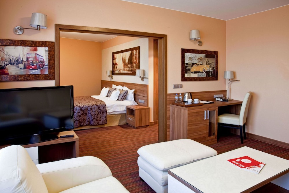 Haston City Hotel 25/46