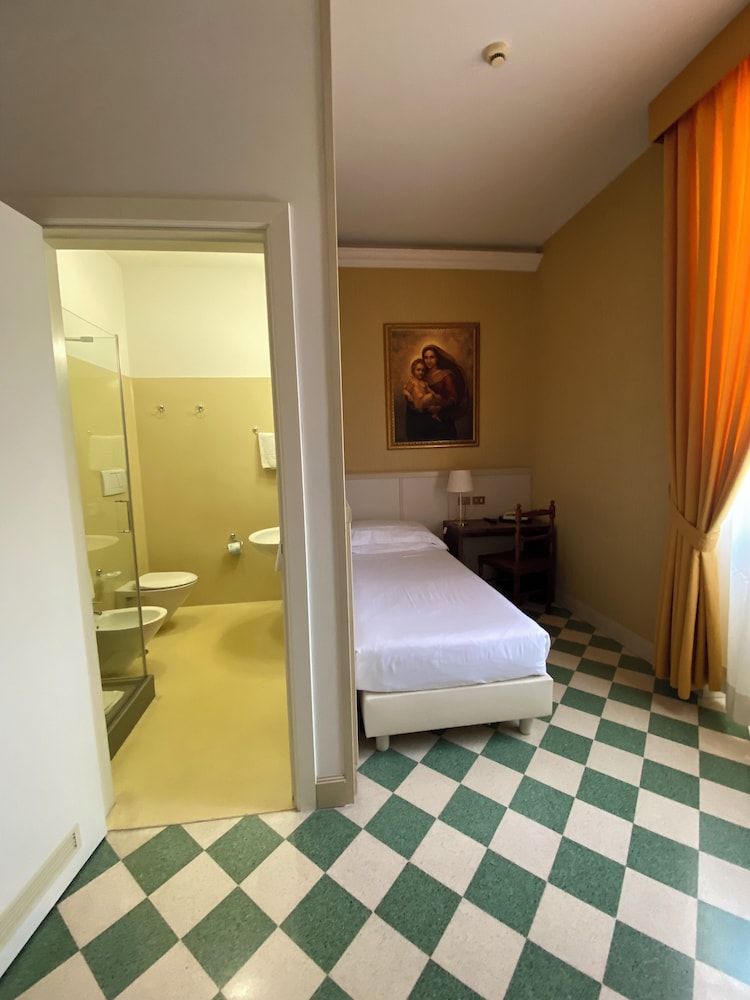 غرفة اقتصادية بسريرين منفصلين، Basilica Hotel 10/10