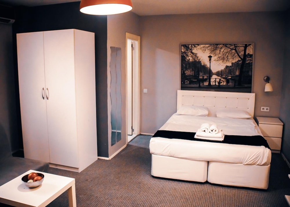 Arkem 1 Hotel 14/55