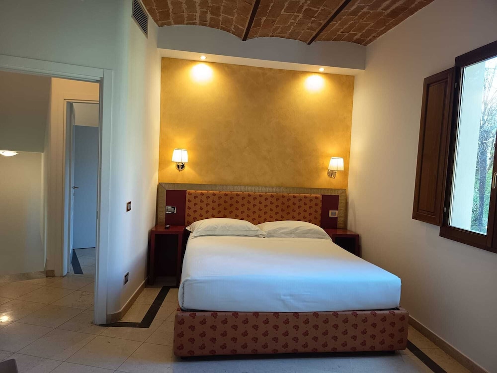 Relais La Corte Di Cloris 20/73