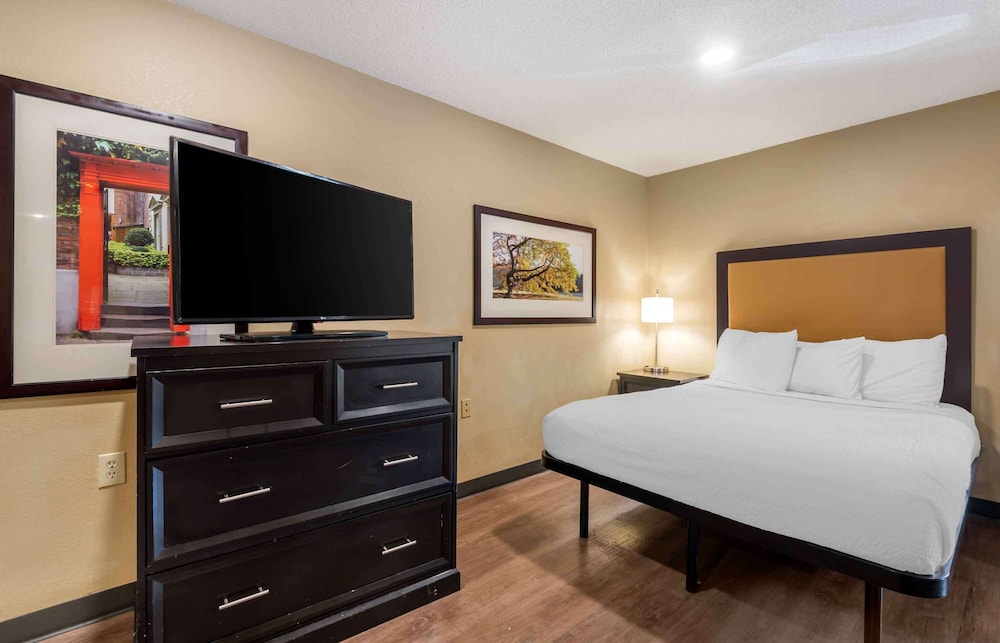 Studio6 Suites Charlotte, NC - Tyvola Rd/Executive Park 6/50