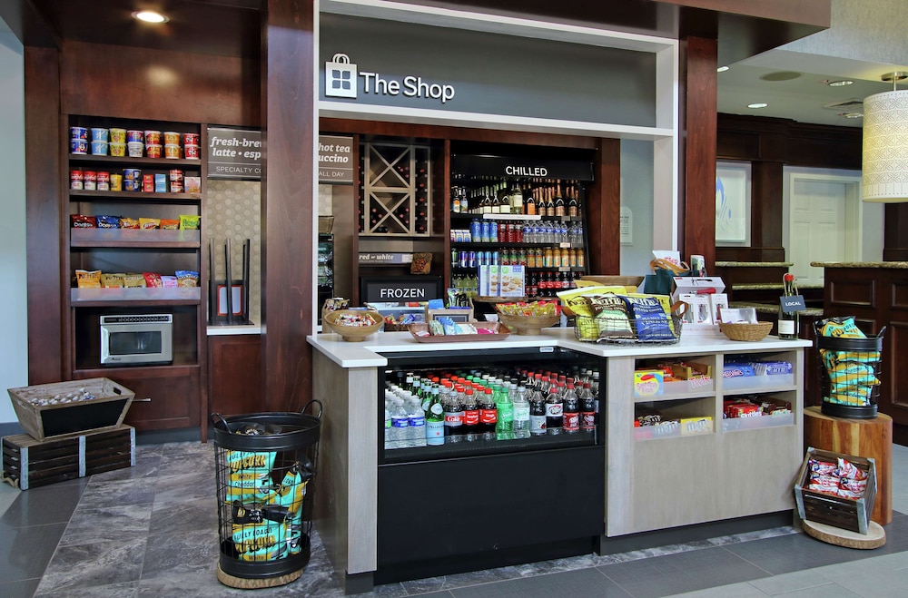 Hilton Garden Inn Sonoma County Airport 40/59