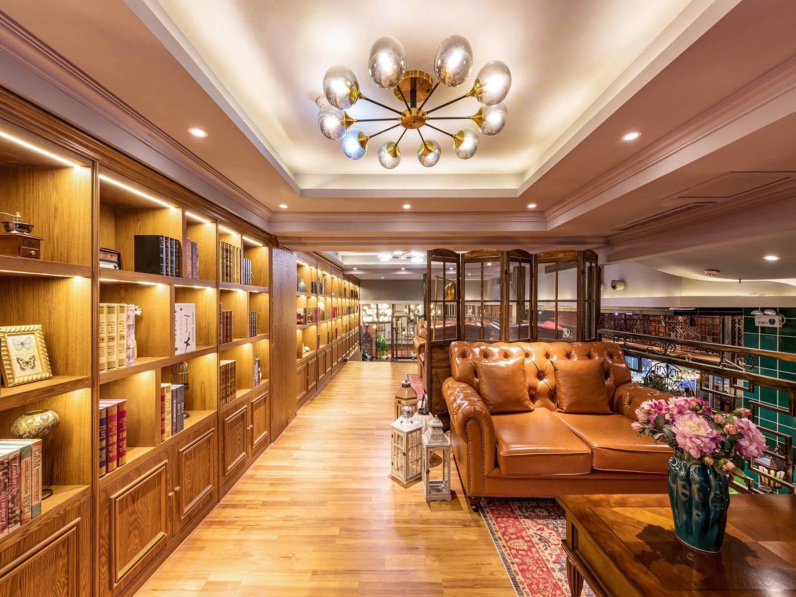 James Joyce Coffetel Hotel (Beijing Sihui East Metro Station) 28/38