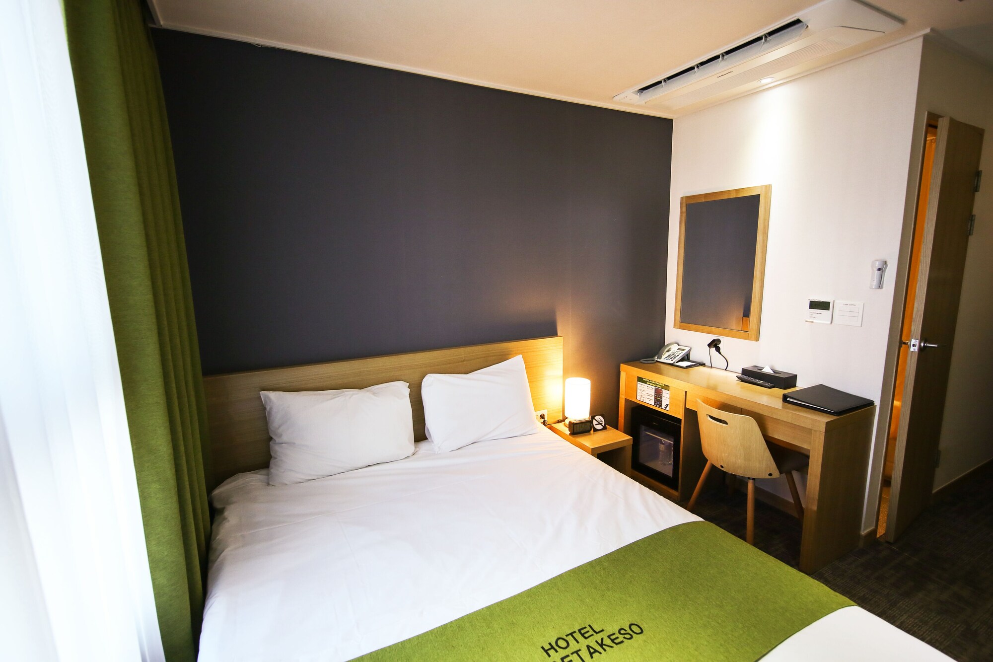 STANDARD, DOUBLE BED