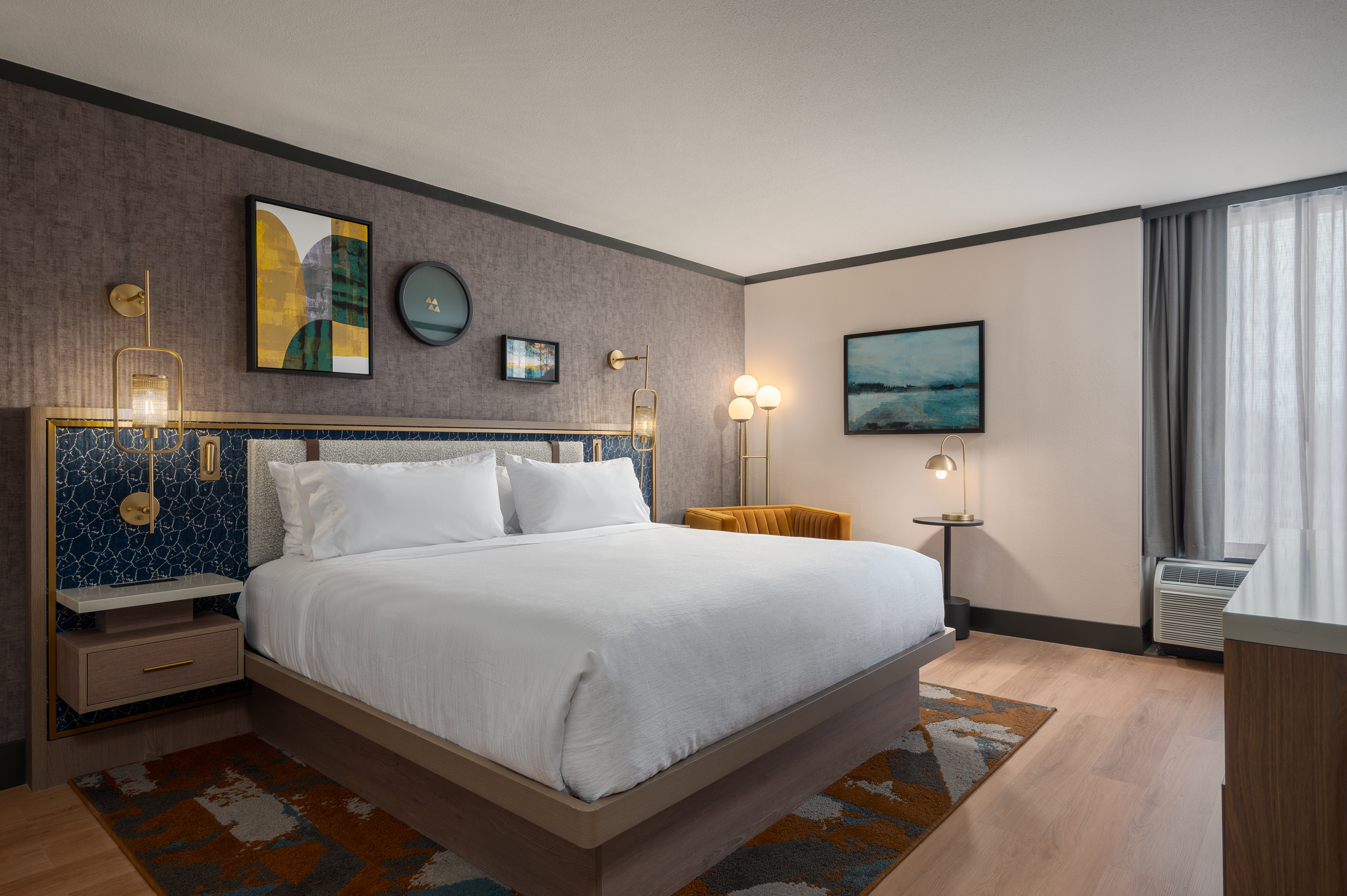 Troy Inn & Suites 24/50