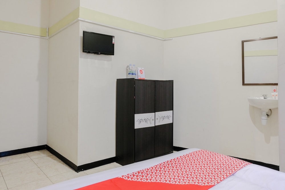 OYO 894 Nusa Indah Homestay Syariah 11/20