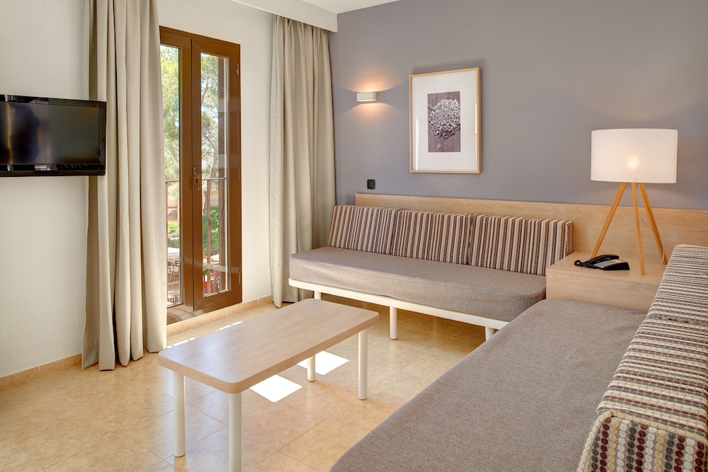 Protur Floriana Resort Aparthotel 18/30