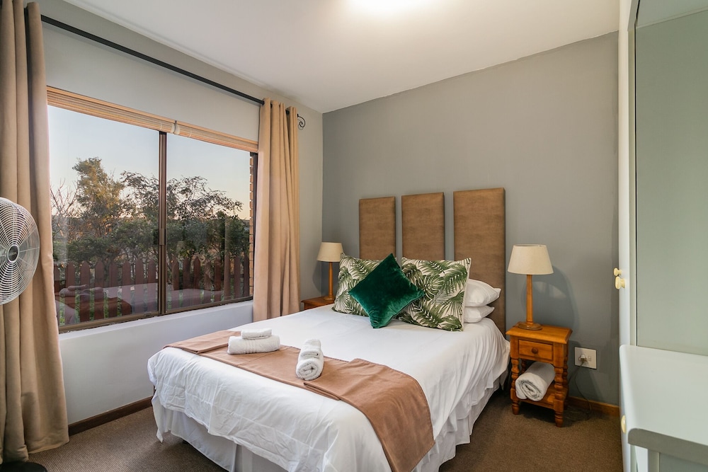 Overmeer Guest House 24/42