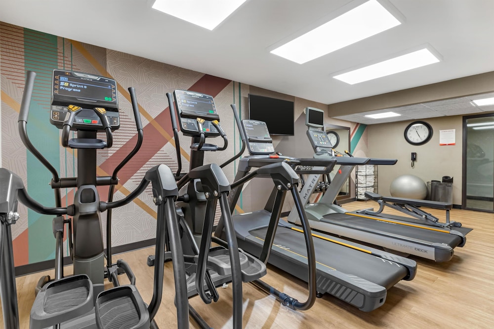 Drury Inn and Suites Joplin 26/50