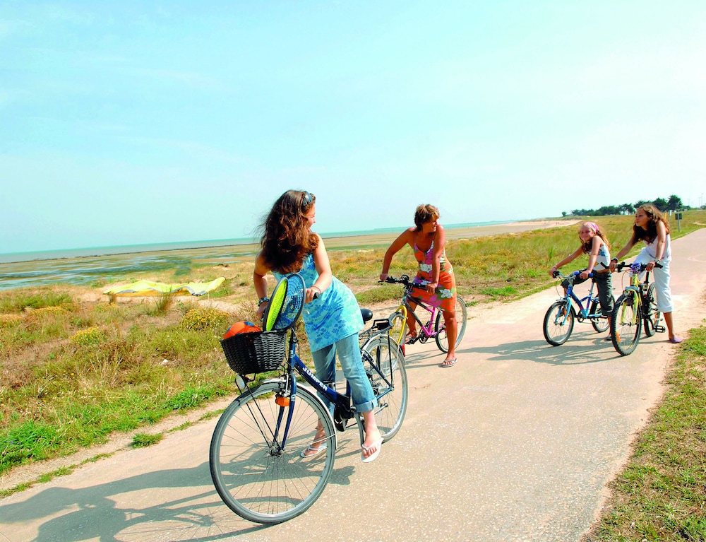 Vvf Villages Ars En Re 13/50