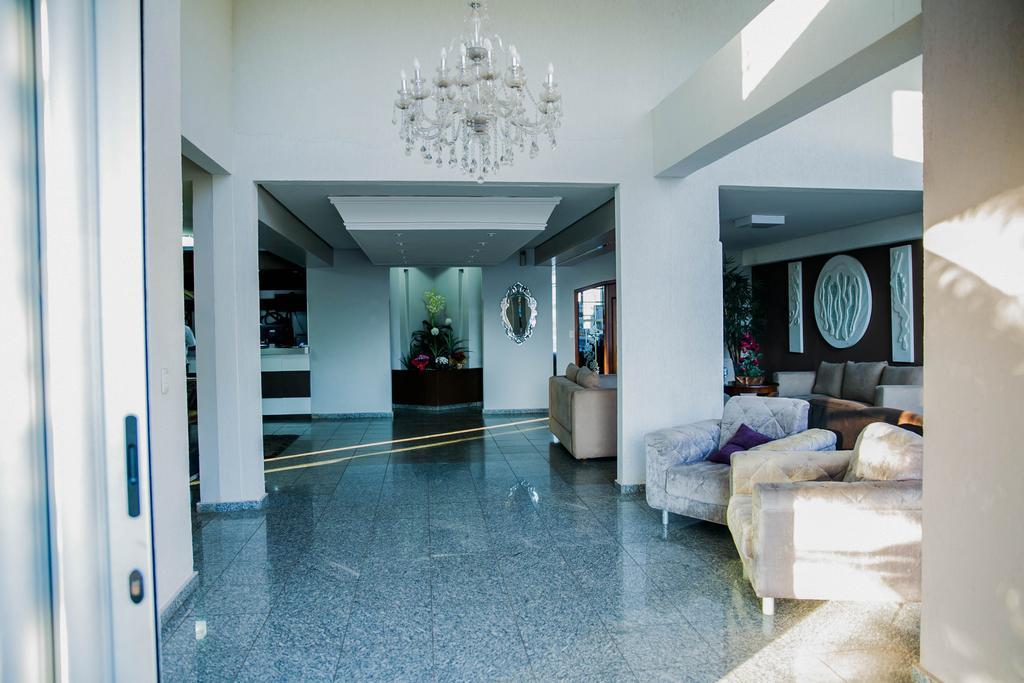 PILOES PALACE HOTEL 24/38