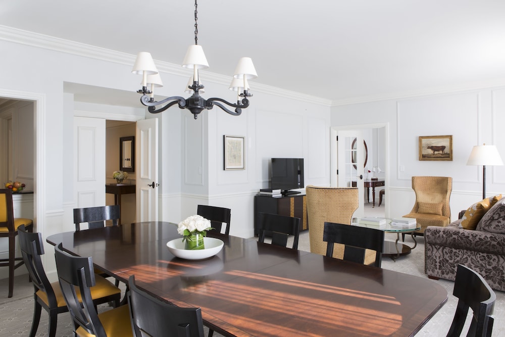 The Charleston Place 51/79