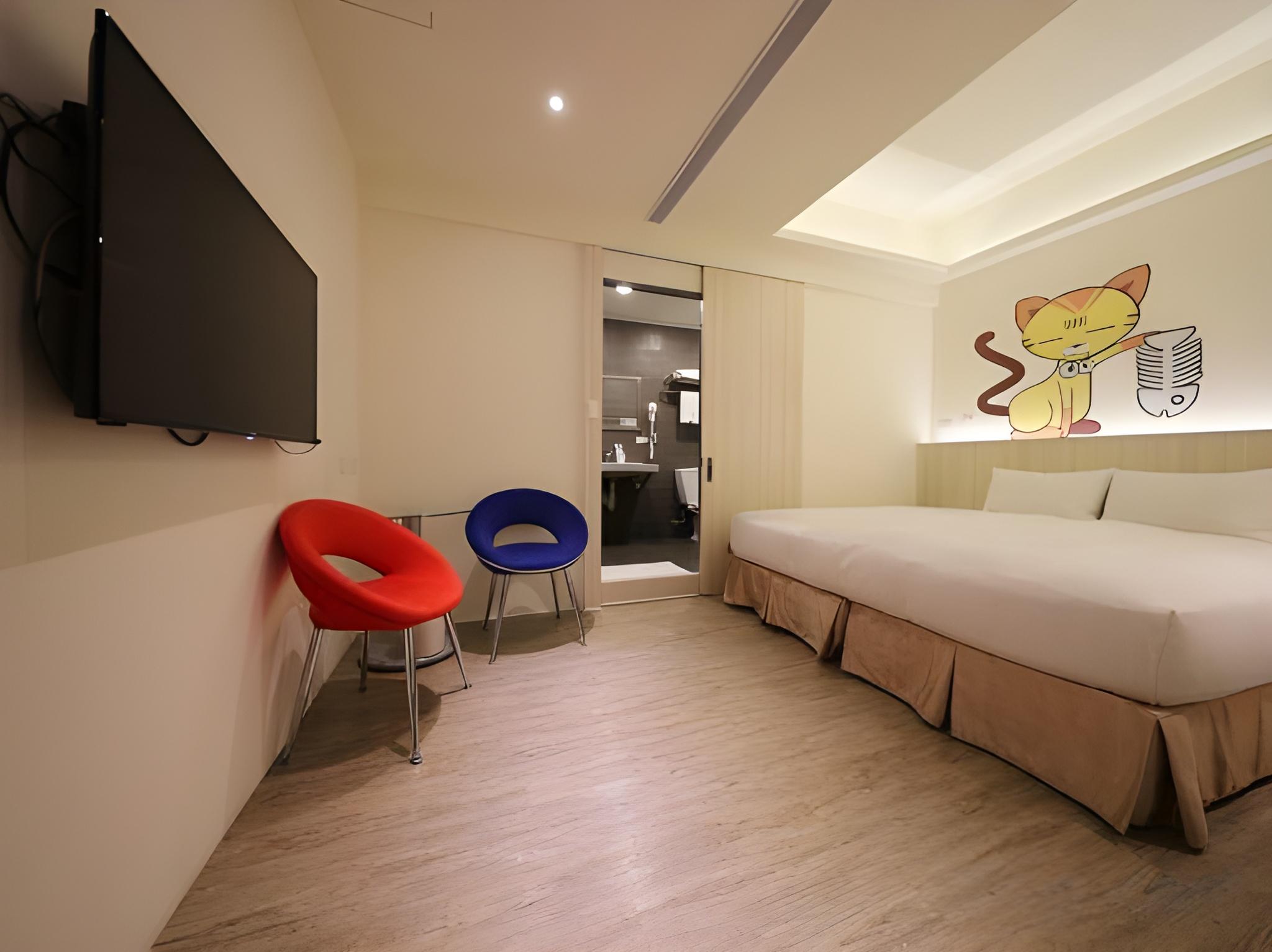 Sweet, Double Bed, No Window