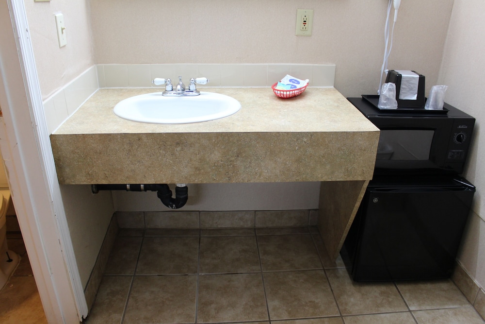 Budgetel Inn Atlantic City 35/36