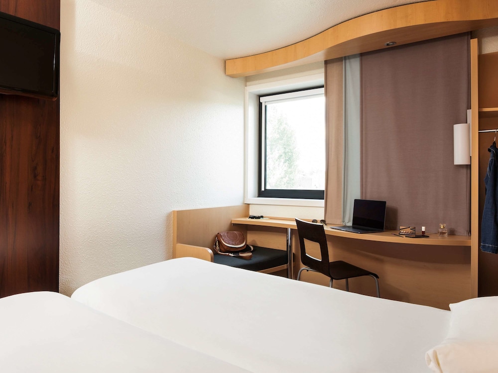 Ibis Creteil 21/68