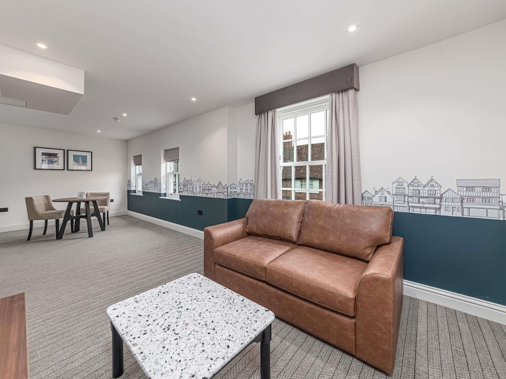 Mercure Salisbury White Hart Hotel 42/71