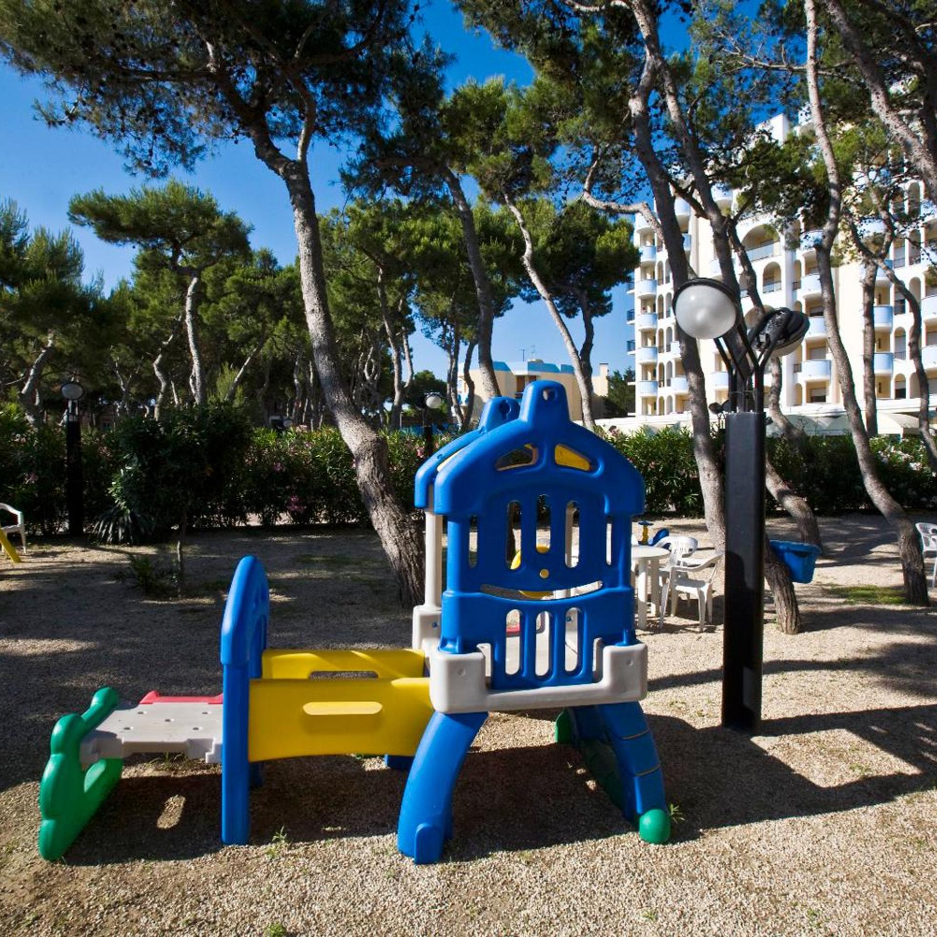 HOTEL PARCO DEI PRINCIPI 46/56