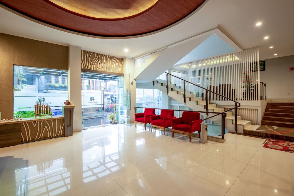 Raffleshom Hotel 15/18