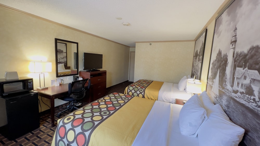 Standard, 2 Queen Beds
