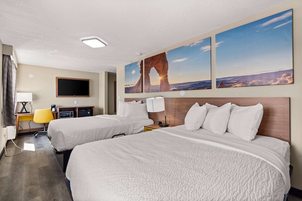 Days Inn by Wyndham Albuquerque I-25 12/50