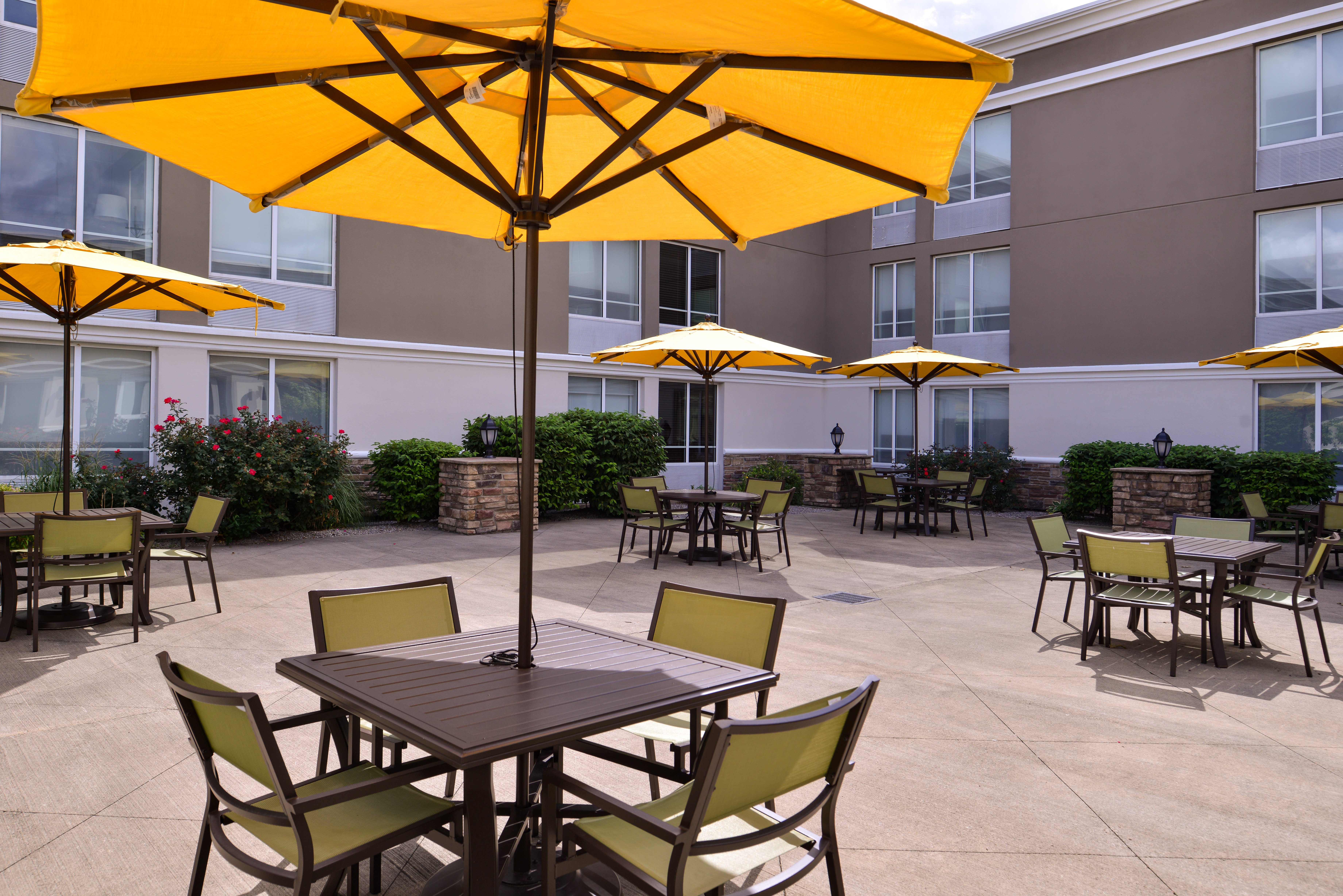 Holiday Inn Hotel and Suites Rochester Marketplace 42/64