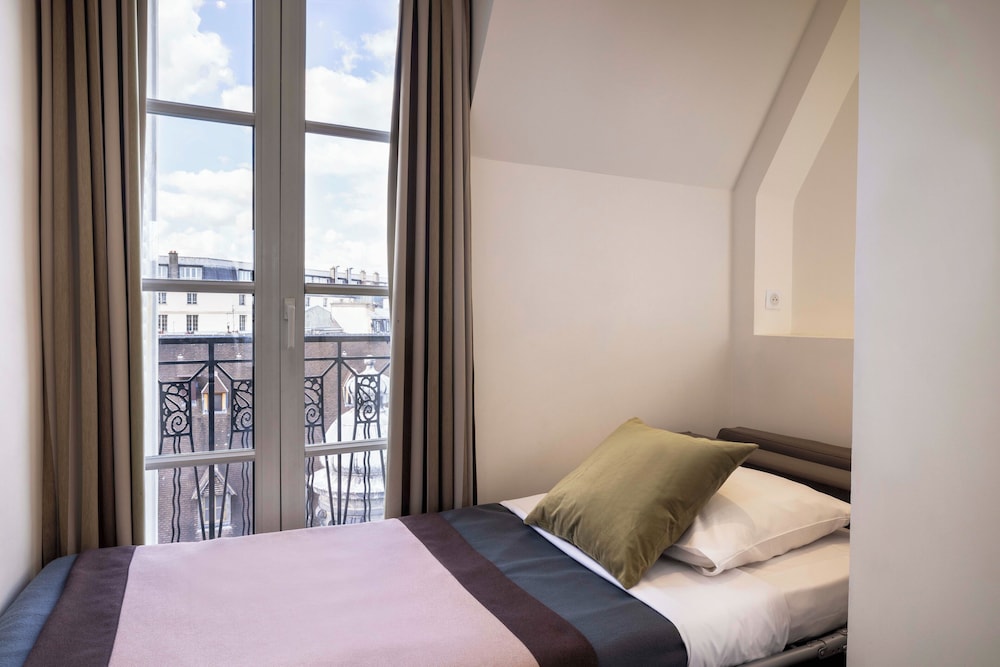 HOTEL SAINT PIERRE 6/50