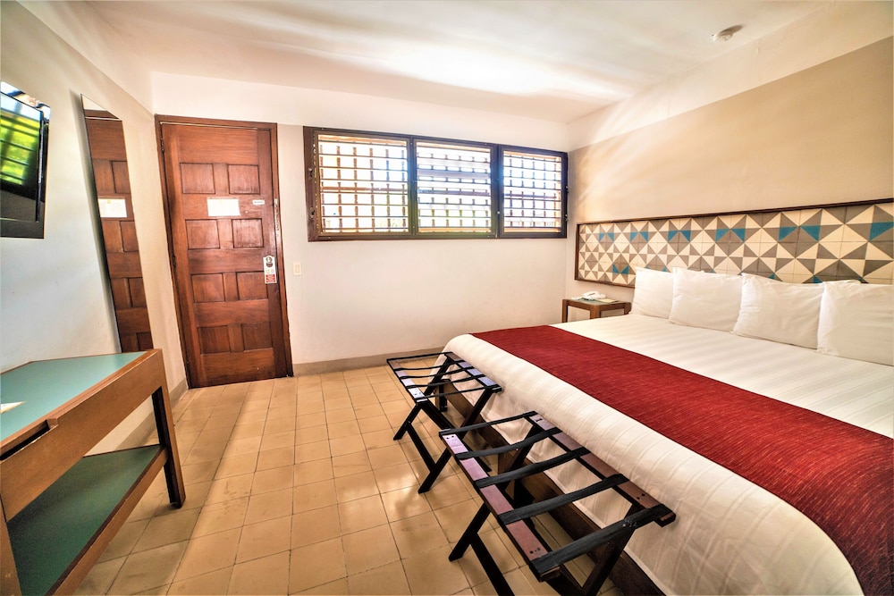 Hotel Caribe Merida Yucatan by Kavia 16/49
