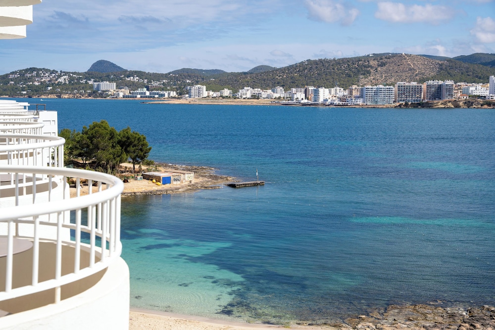 Innside Ibiza 60/64