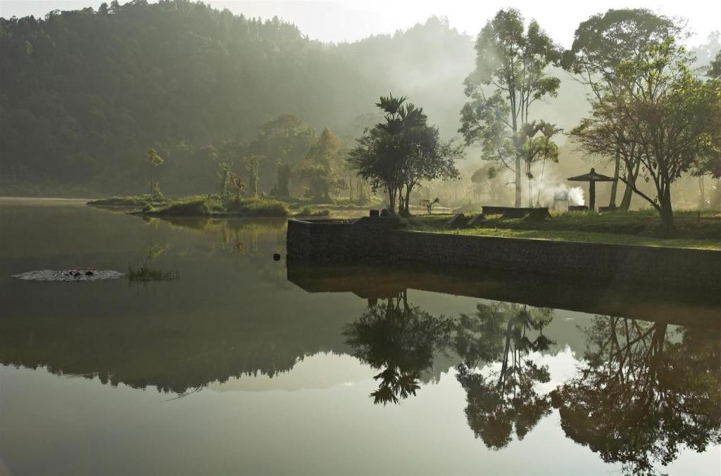 Selabintana Conference Resort 37/42