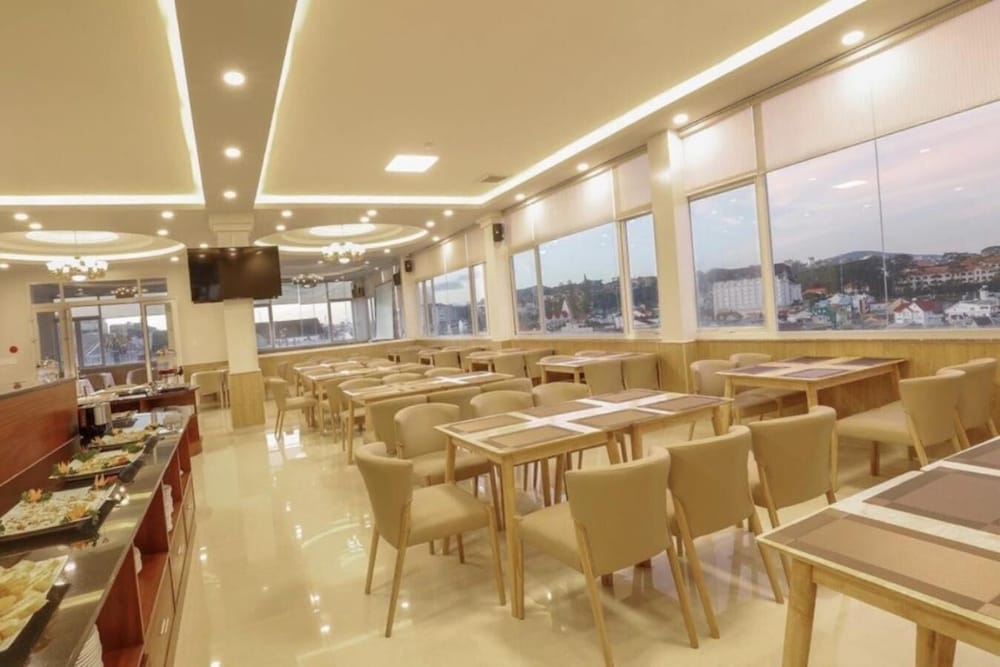Interstella Hotel 18/29