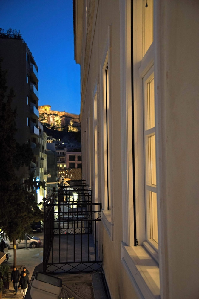 Four Streets Athens 45/48