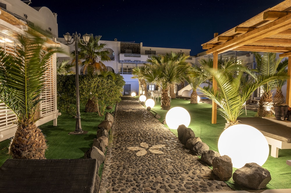 Smy Mediterranean White Santorini - Adults Only 51/60