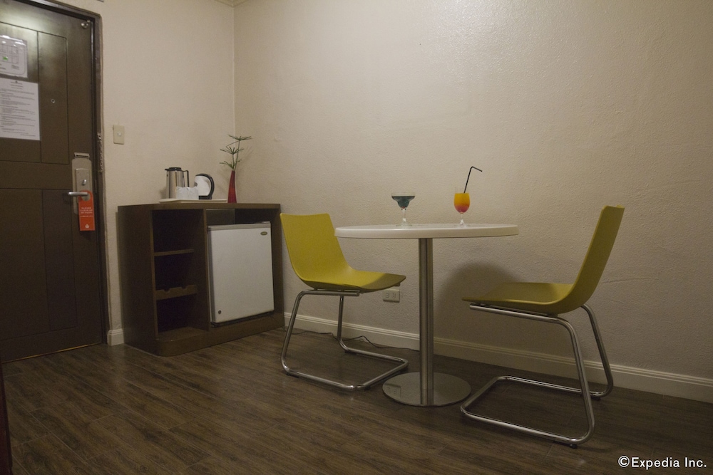 Rothman Hotel 45/62