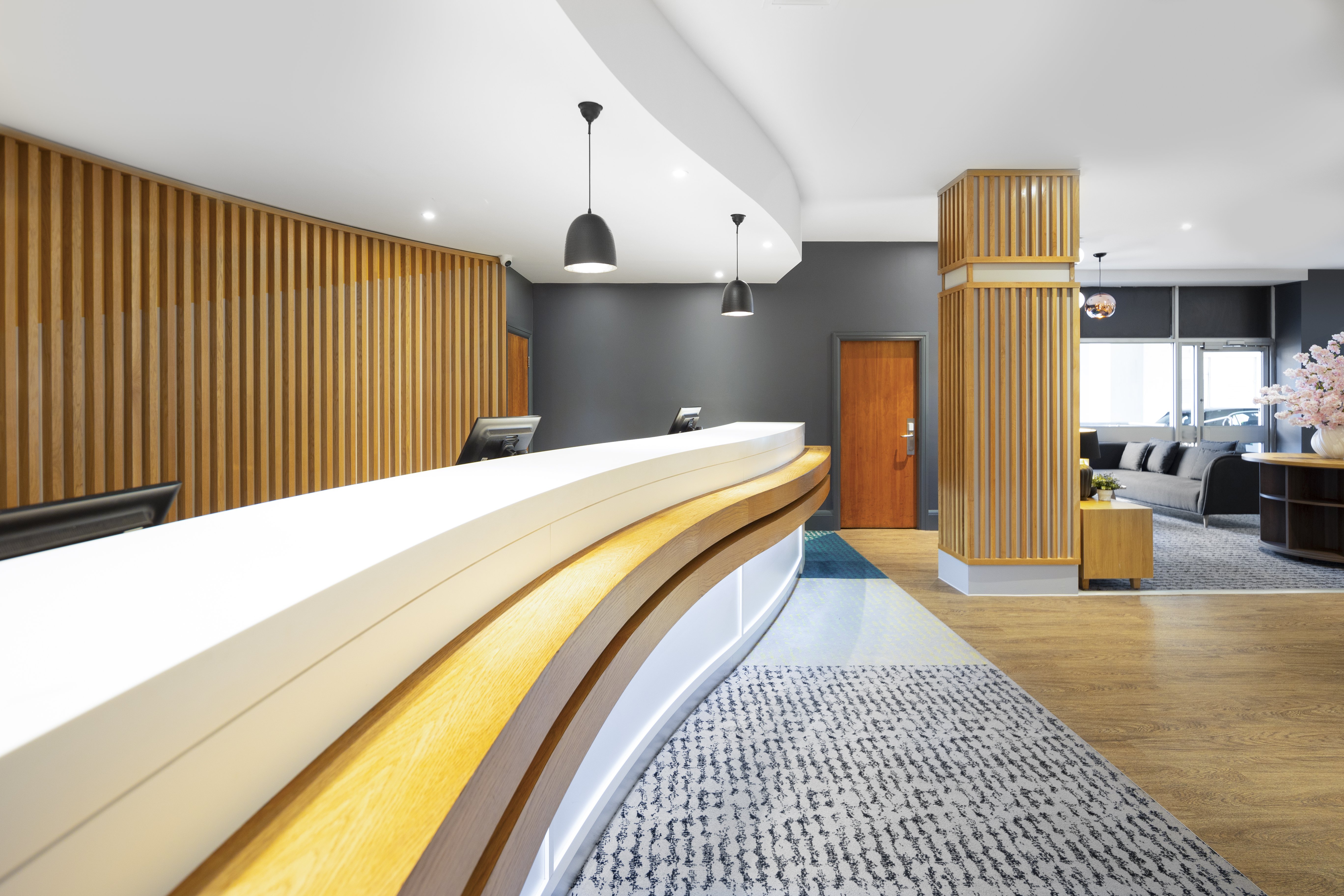 Holiday Inn Leicester 25/71
