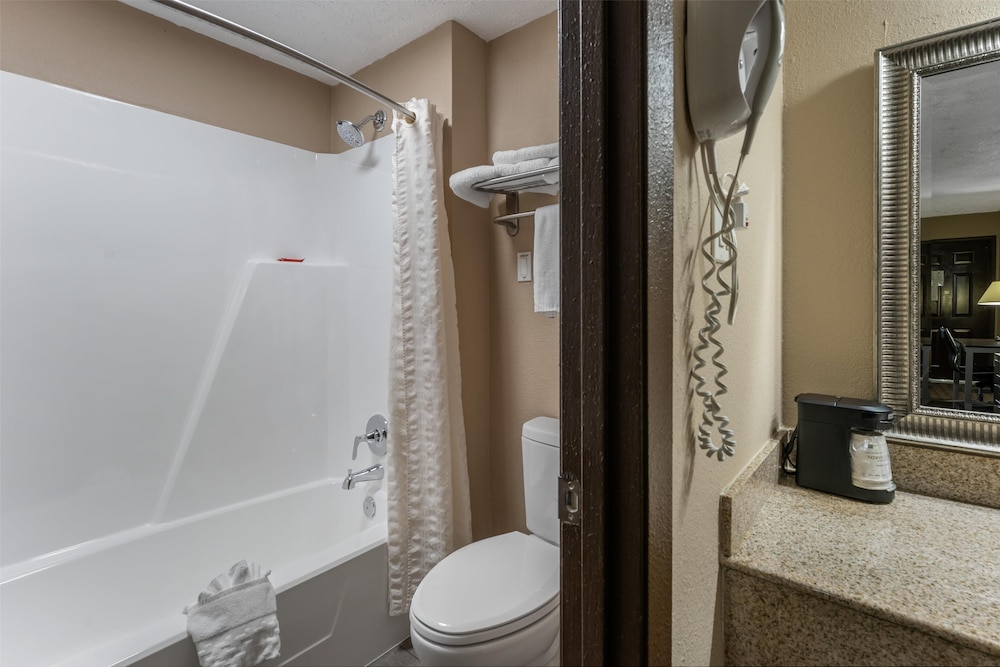 SureStay Hotel by Best Western Summersville 49/50