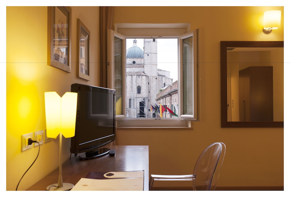 Palazzo Guiderocchi 24/48