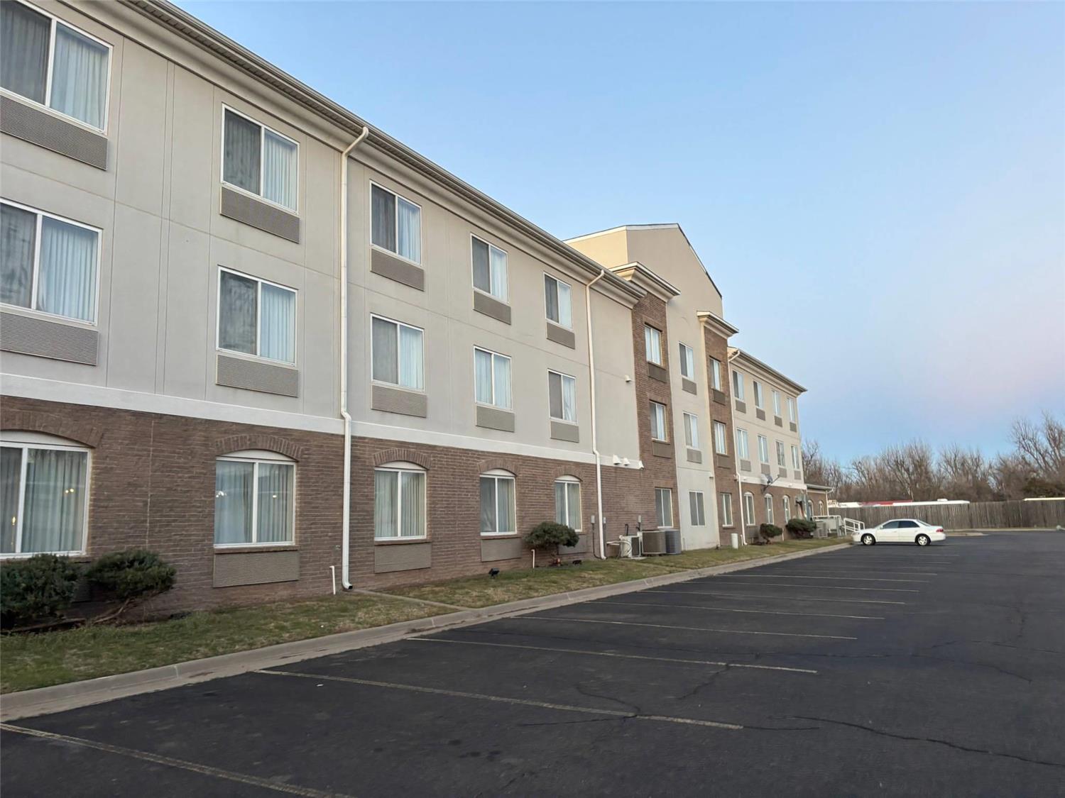 Quality Inn & Suites Bethany - Oklahoma City West 29/29