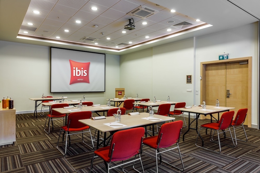 Ibis Istanbul Esenyurt 62/74