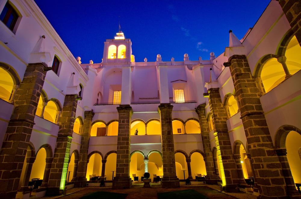 Convento Do Espinheiro Historic Hotel & Spa in EVORA