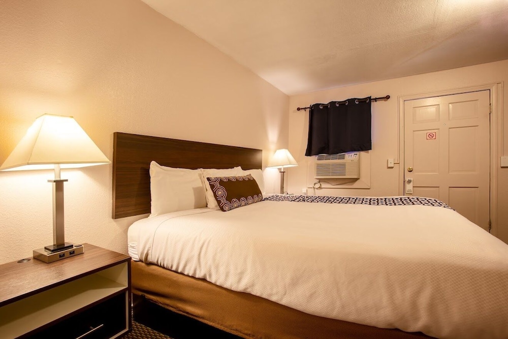 Celilo Inn 13/45