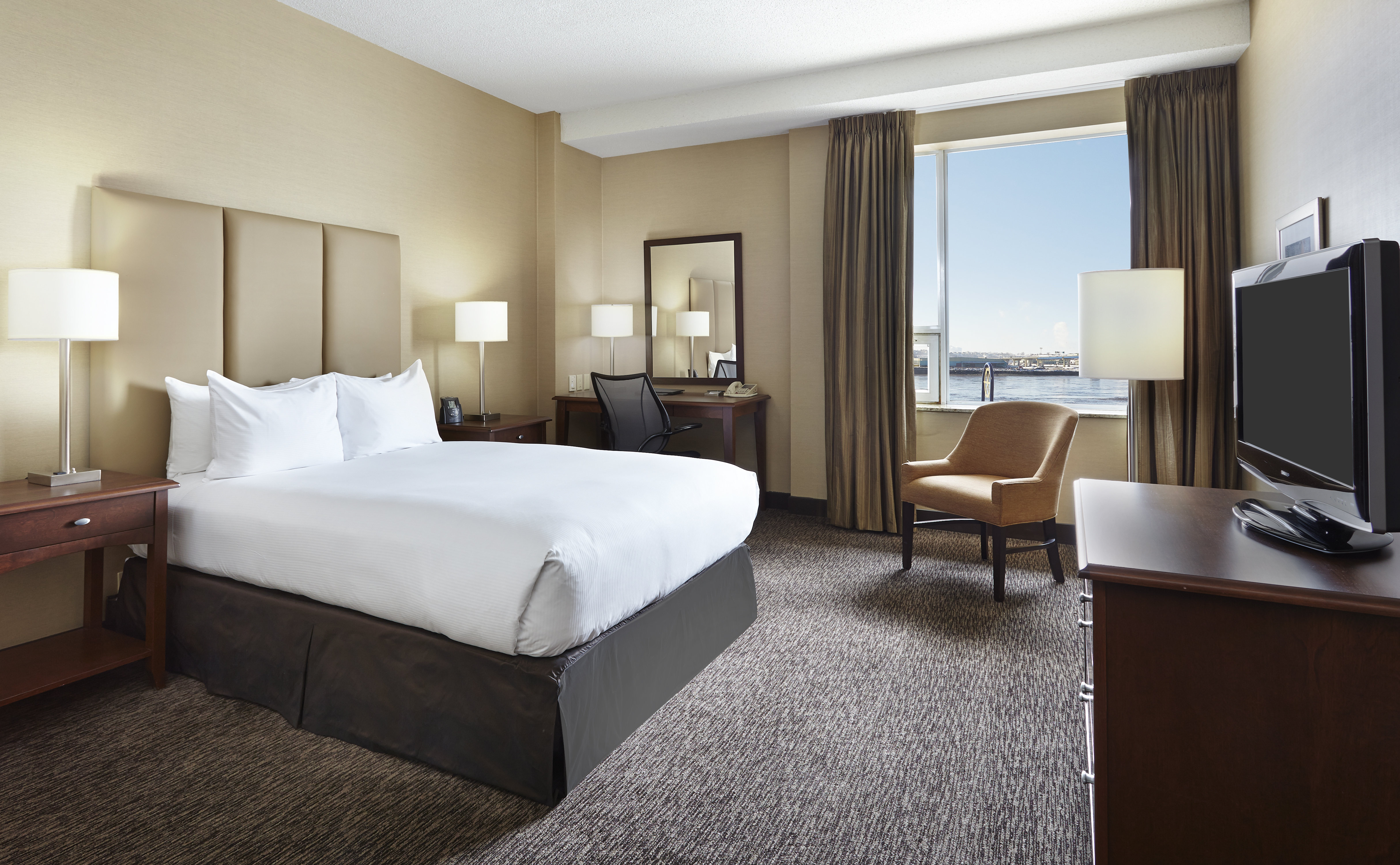 Room, Queen Bed, Harbour View