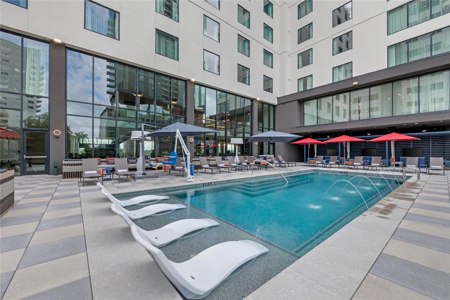 Cambria Hotel Austin Downtown 12/12