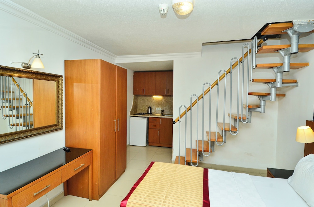 Lobby at Tropic Hotel Side, SIDE