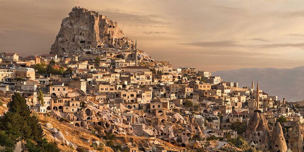 Isadora Cave Cappadocia 43/50