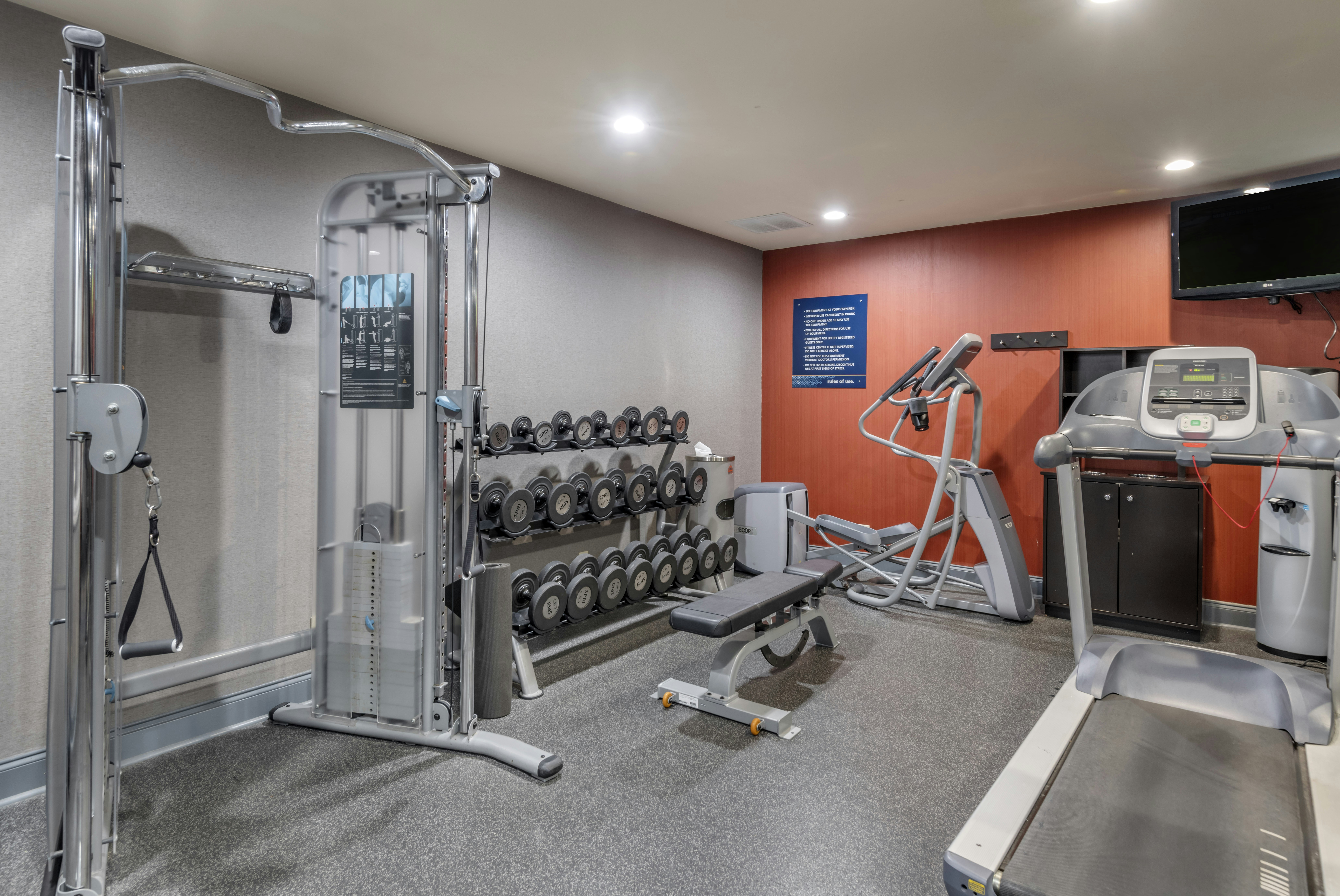 Hampton Inn Brownwood 19/42