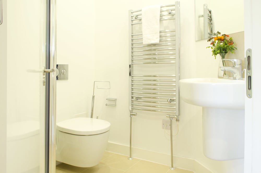 3 Bedrooms, Apartment, 3 Double Beds, Sofa, Camden Market Apartments 4/4