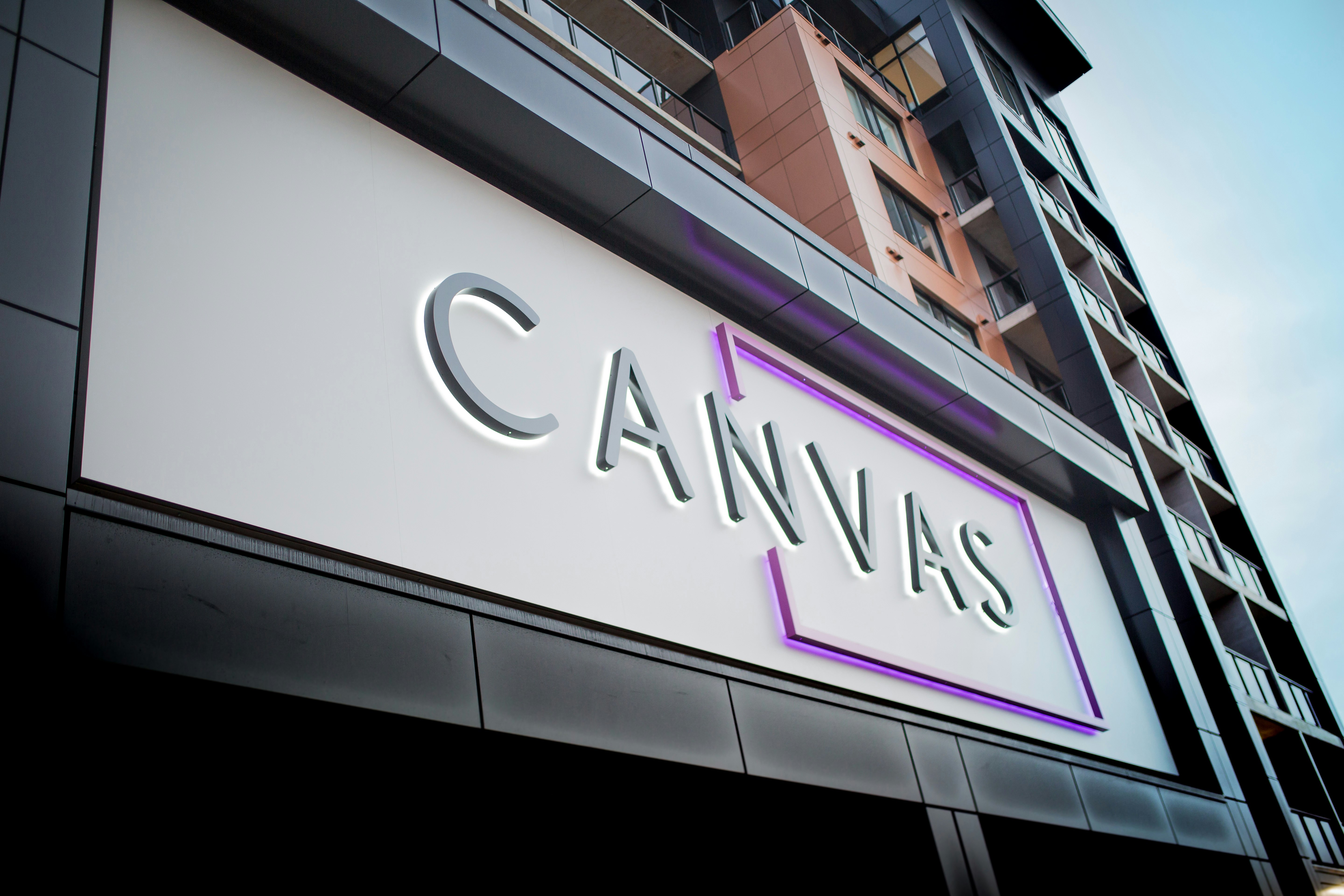 Canvas Moncton Tapestry Collection By Hilton 1/17