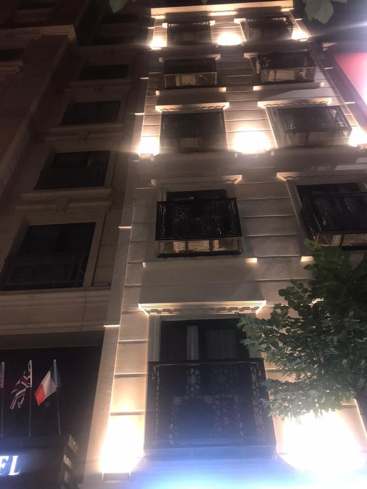Abam Hotel 1/39