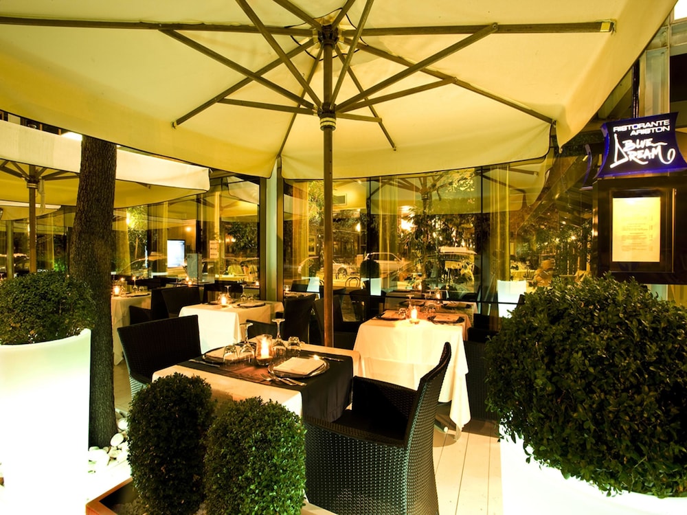 Savoy Hotel 10/68